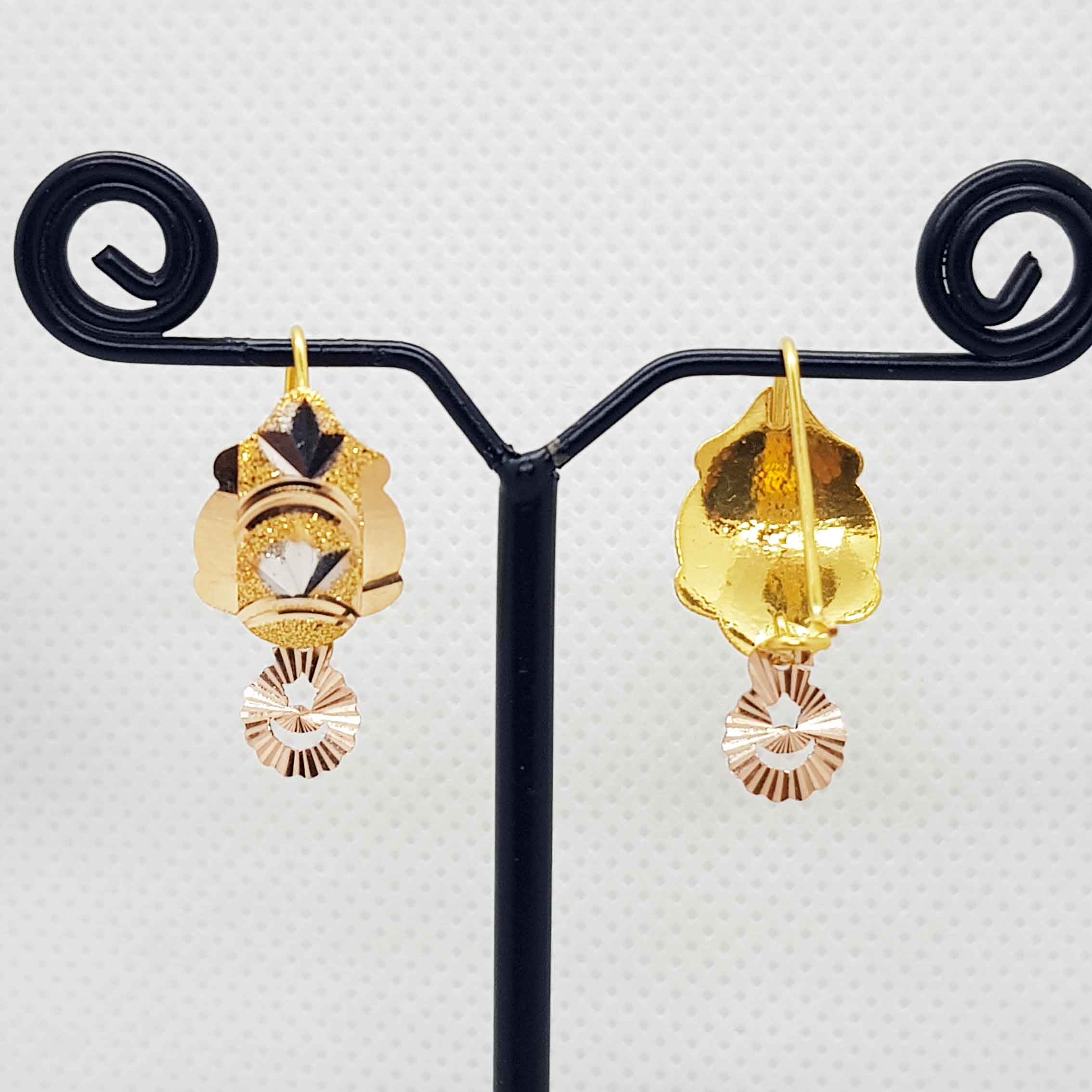 Stunning Gold Earrings