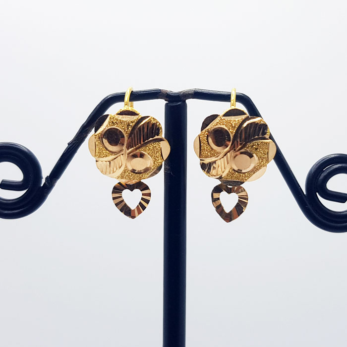 Latest Short Gold Earrings For Ladies